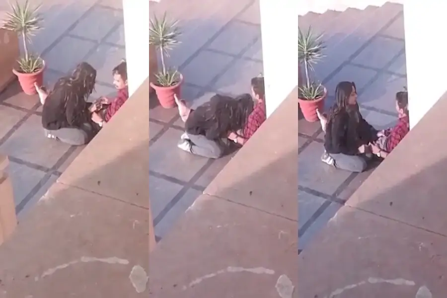 girl having blowjob in university thumbnail